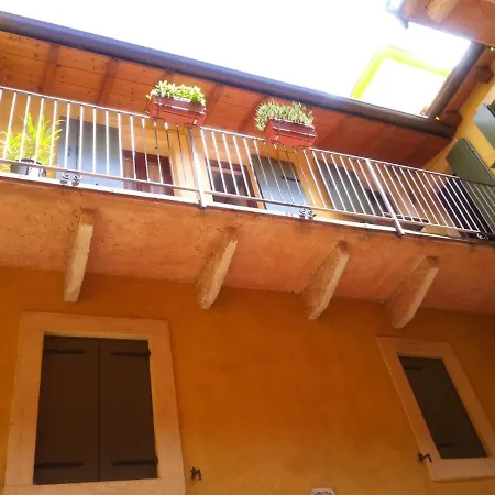Gecko's Balcony Apartamento Verona